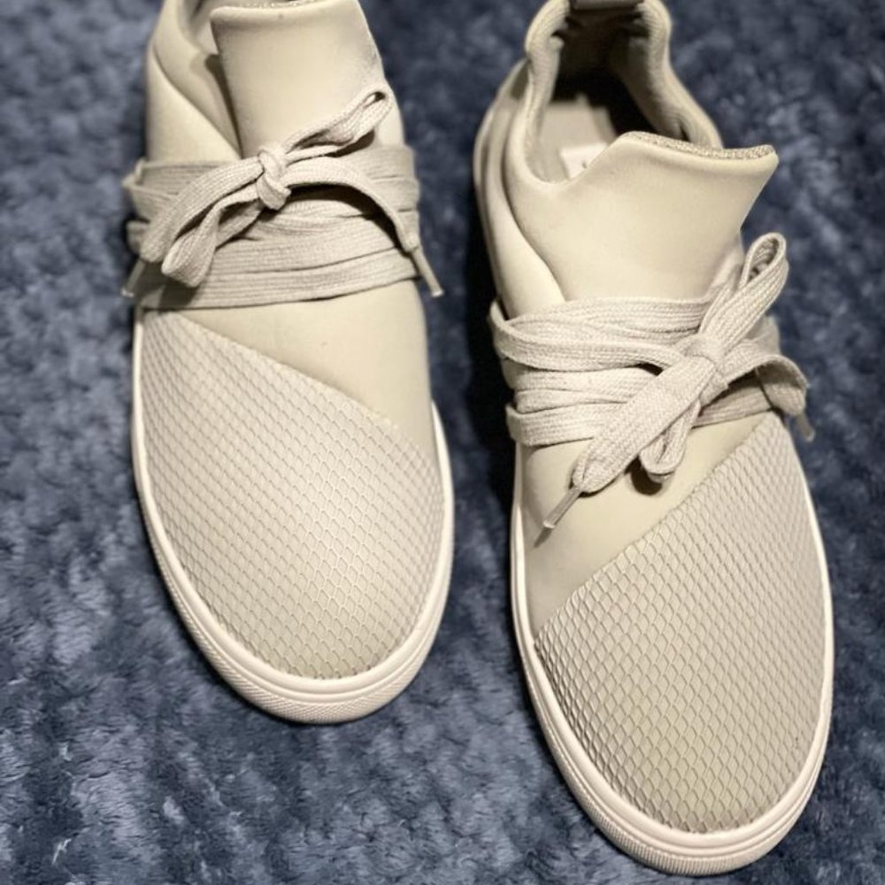 Steven Madden Lancer Sneaker Grey Sz 7M